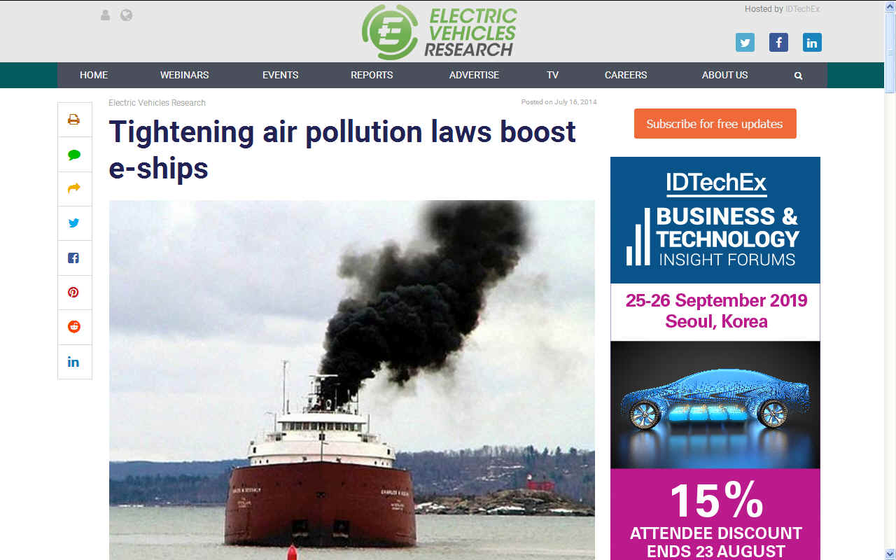 Black smoke from dirty ships exhaust particulates