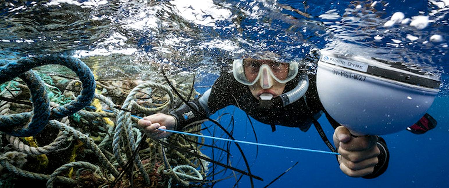 Ocean Voyages Institute collecting ghost fishing nets from the Pacific gyre